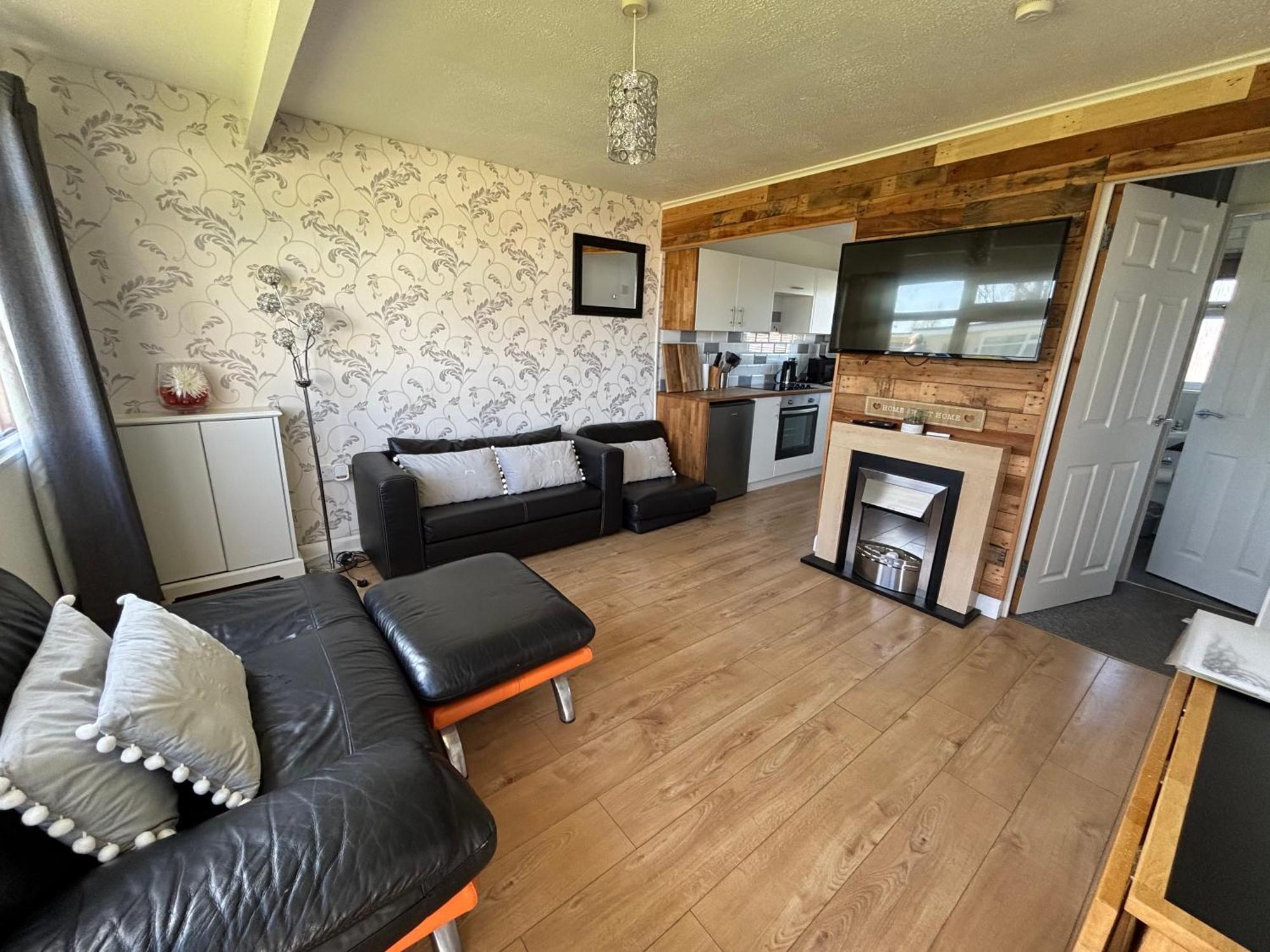Signature, Scratby - Two Bed Chalet, Sleeps 7, Free Wi-Fi, Bed Linen And Towels Included, Pets Welcome And Onsite Entertainment Available Екстериор снимка